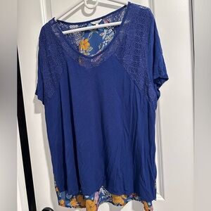 Short sleeve cute top! Size 3x